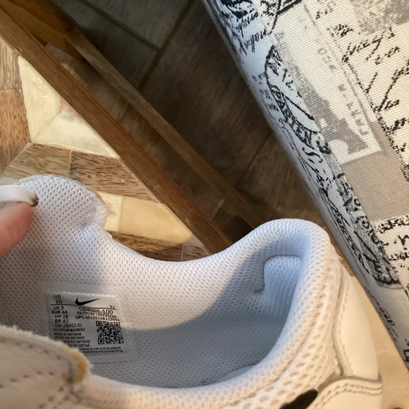 NIKE Air Max Excee - Picture 3 of 5